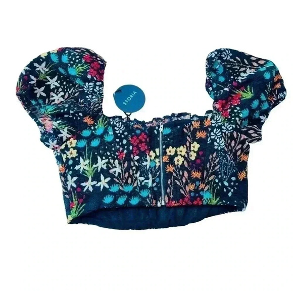 Storia Women’s Beautiful Puffy Sleeve Crop Top•Size Large•Multi Colors• - Picture 2 of 7